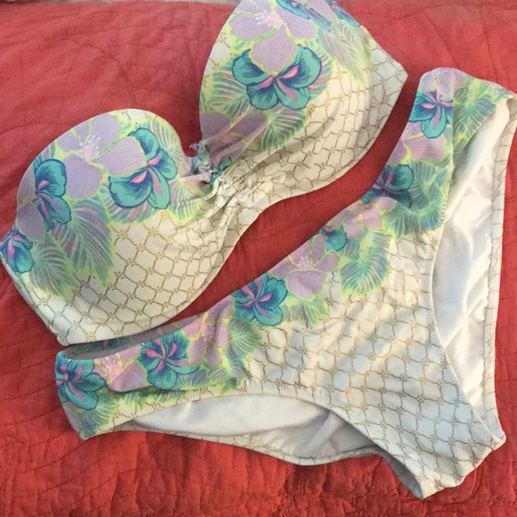 Victoria’s Secret swimwear - Picture 1 of 1